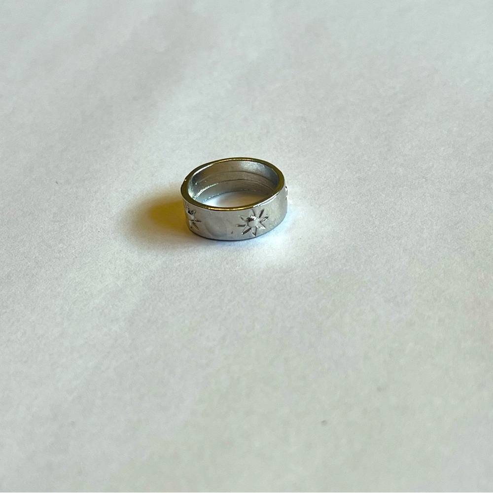 Sz5/6 Star print ring